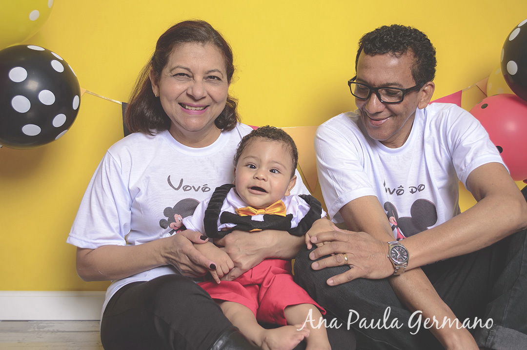 smash the cake menino