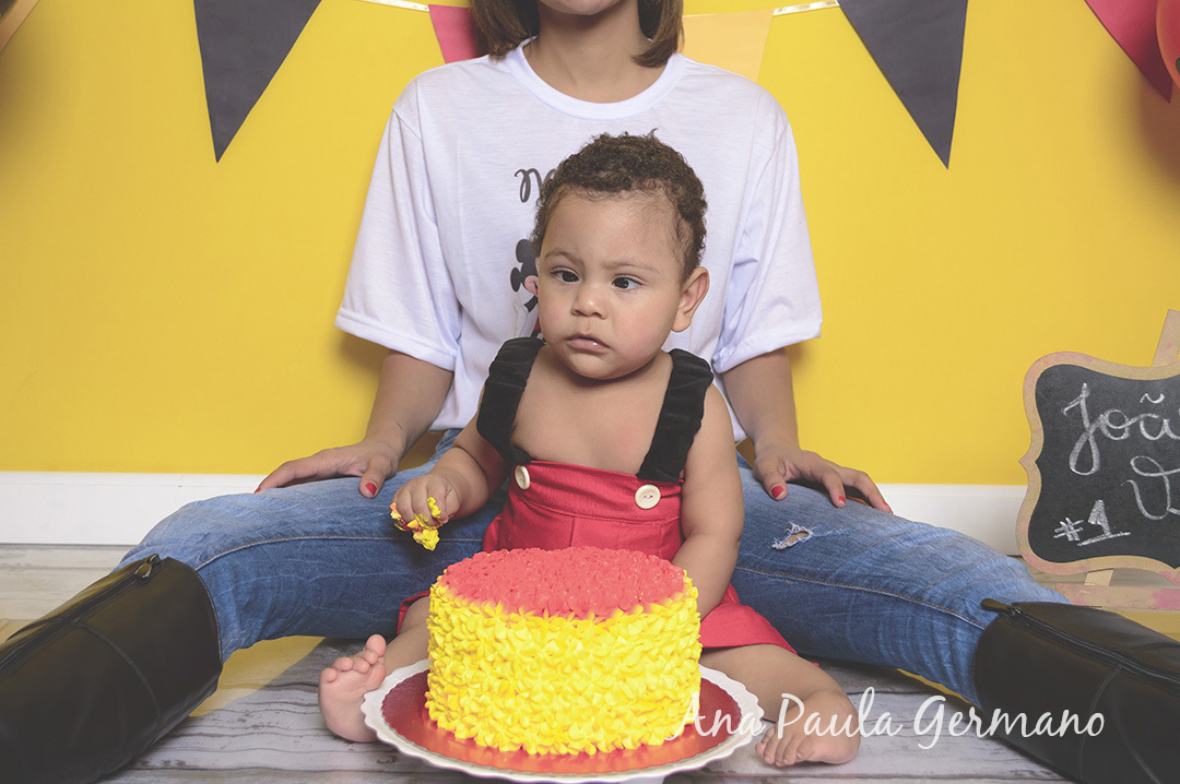 smash the cake menino