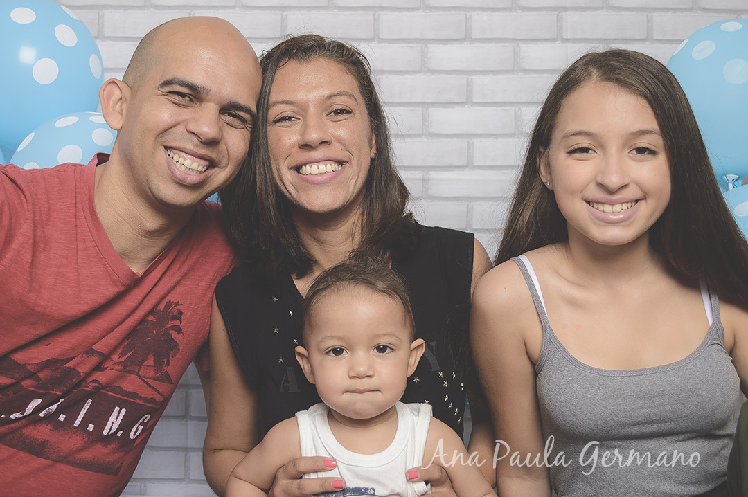 Smash the cake menino