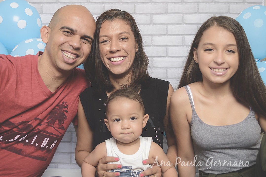 Smash the cake menino