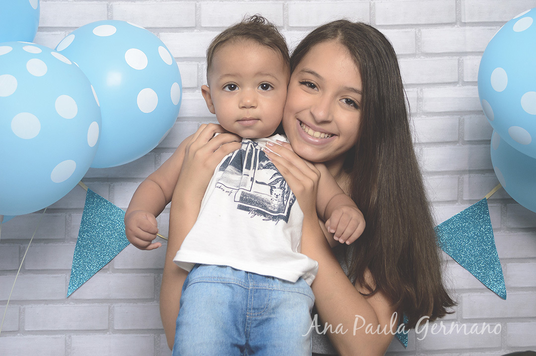 Smash the cake menino