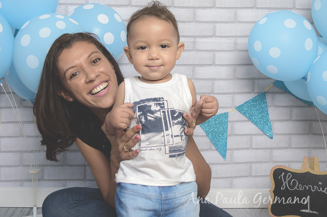 Smash the cake menino