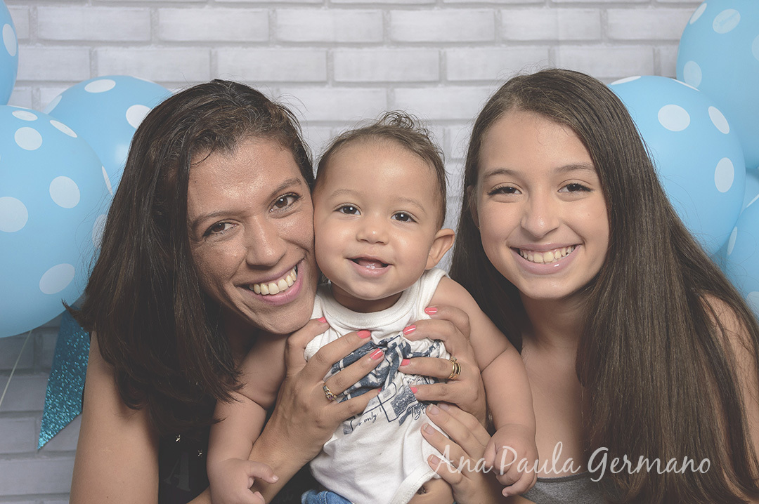 Smash the cake menino