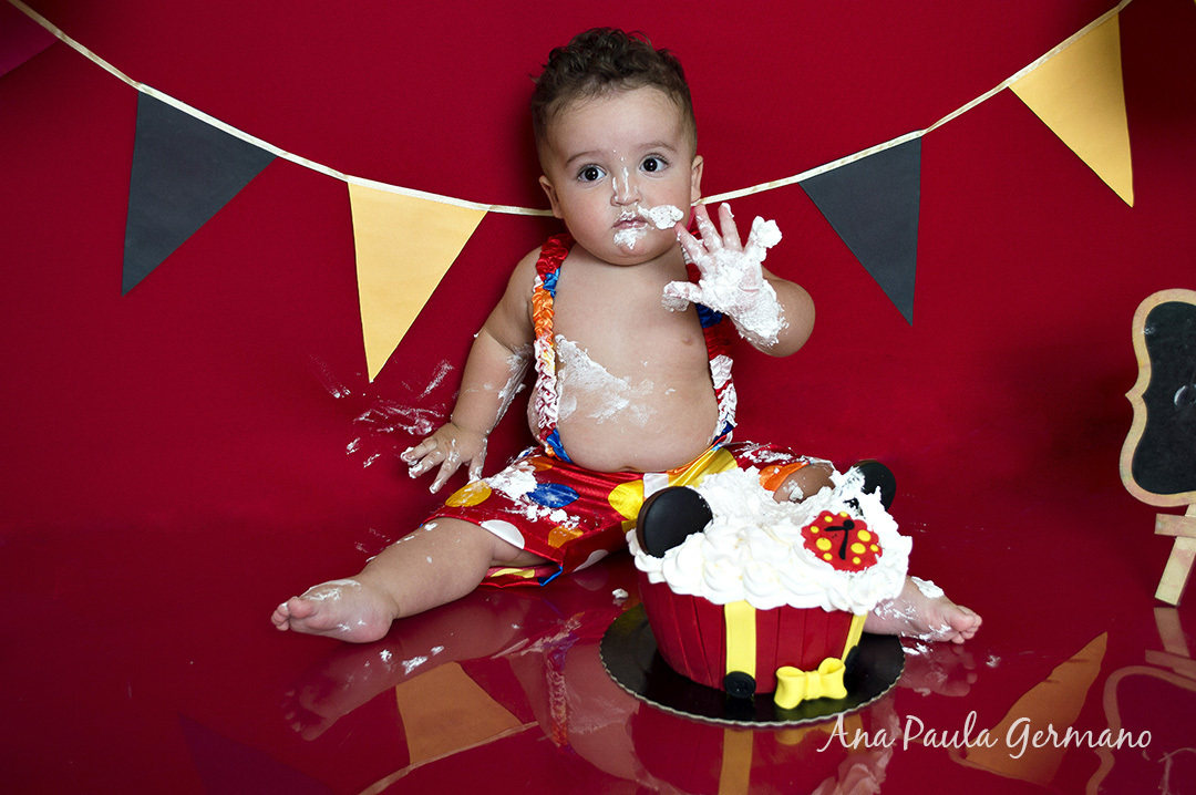 smash the cake menino