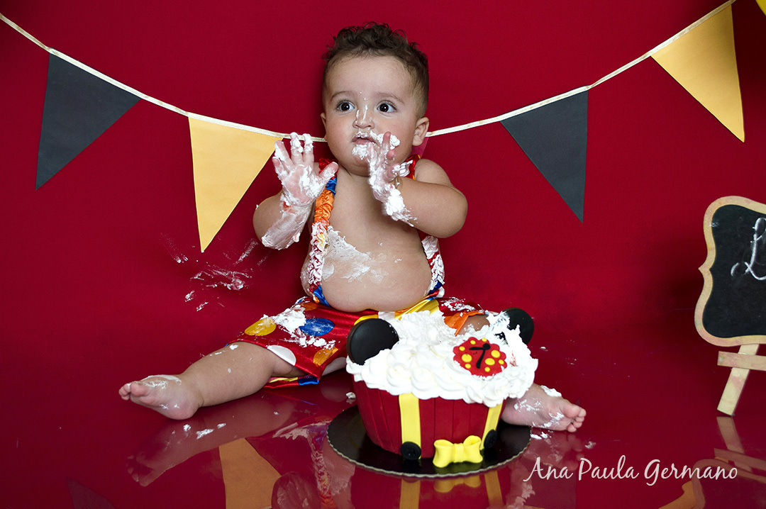 smash the cake menino