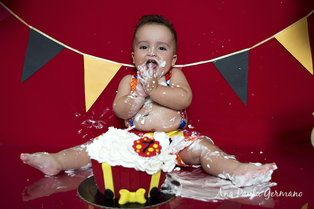 smash the cake menino