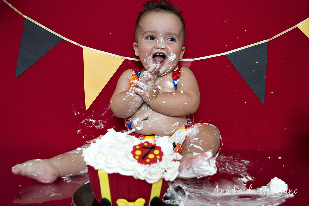 smash the cake menino