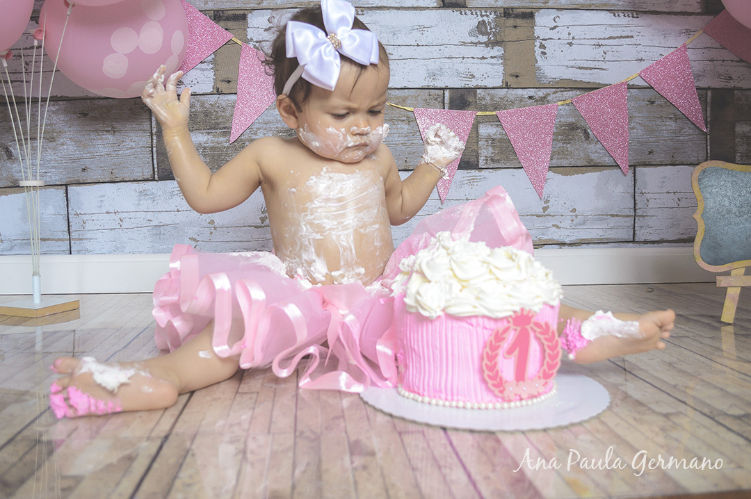 Smash the Cake menina