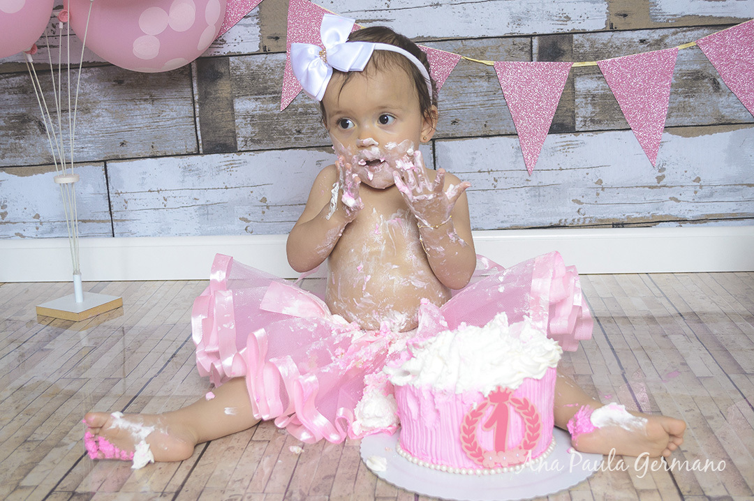 Smash the Cake menina