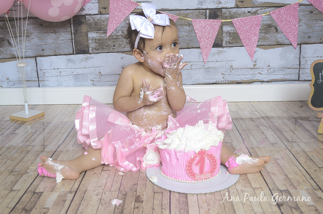 Smash the Cake menina