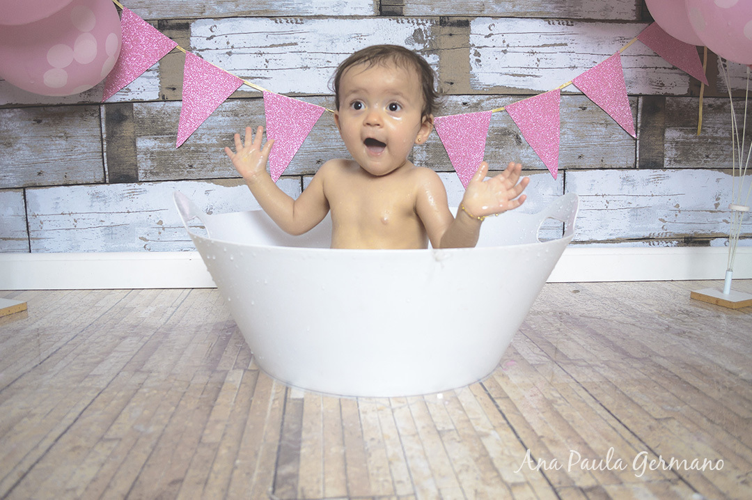 Smash the Cake menina