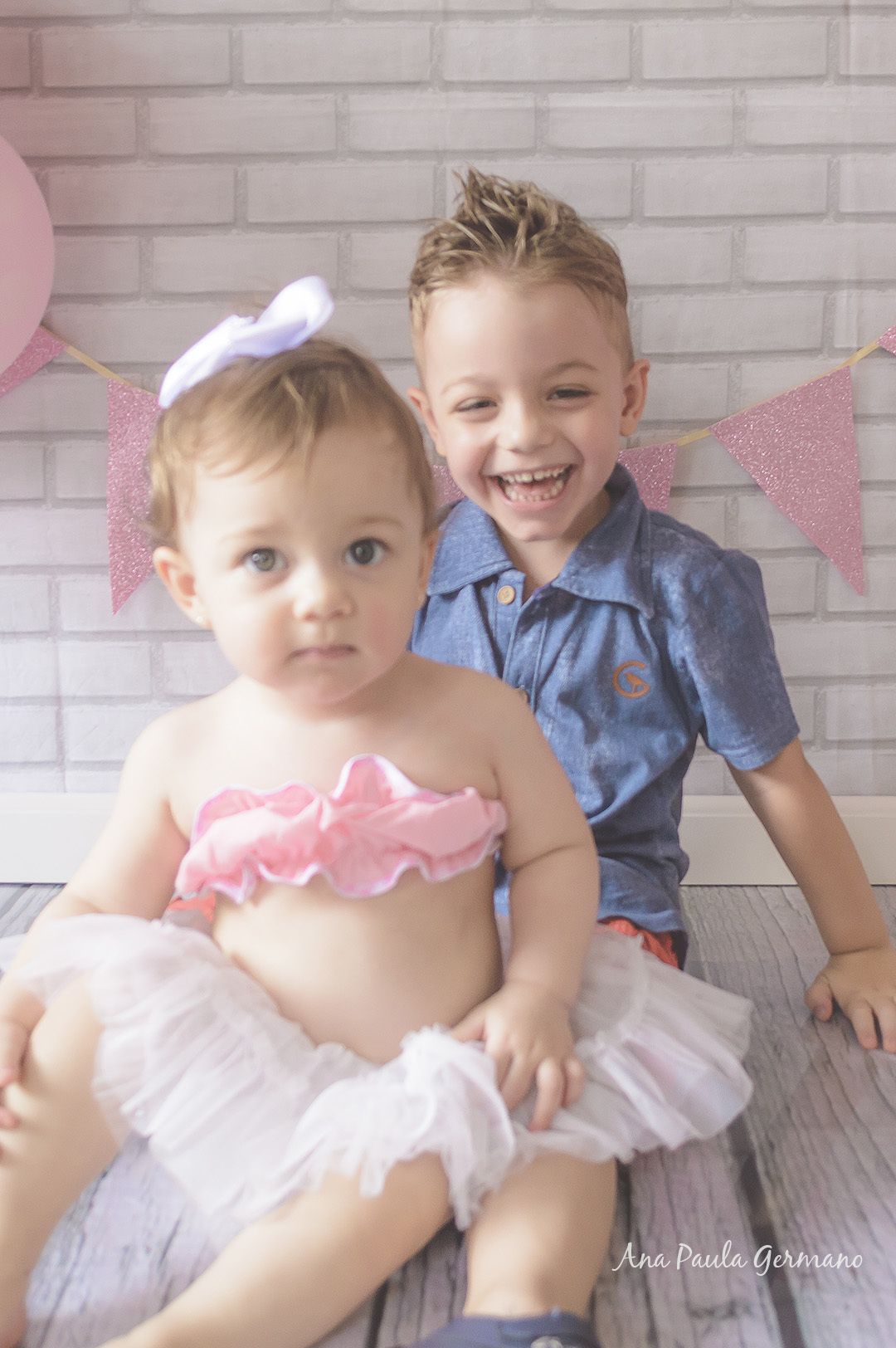 smash the cake menina