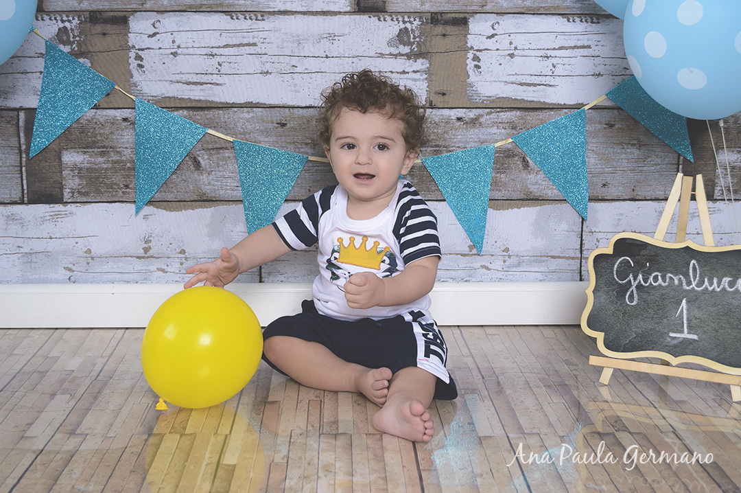 Smash the Cake - Menino