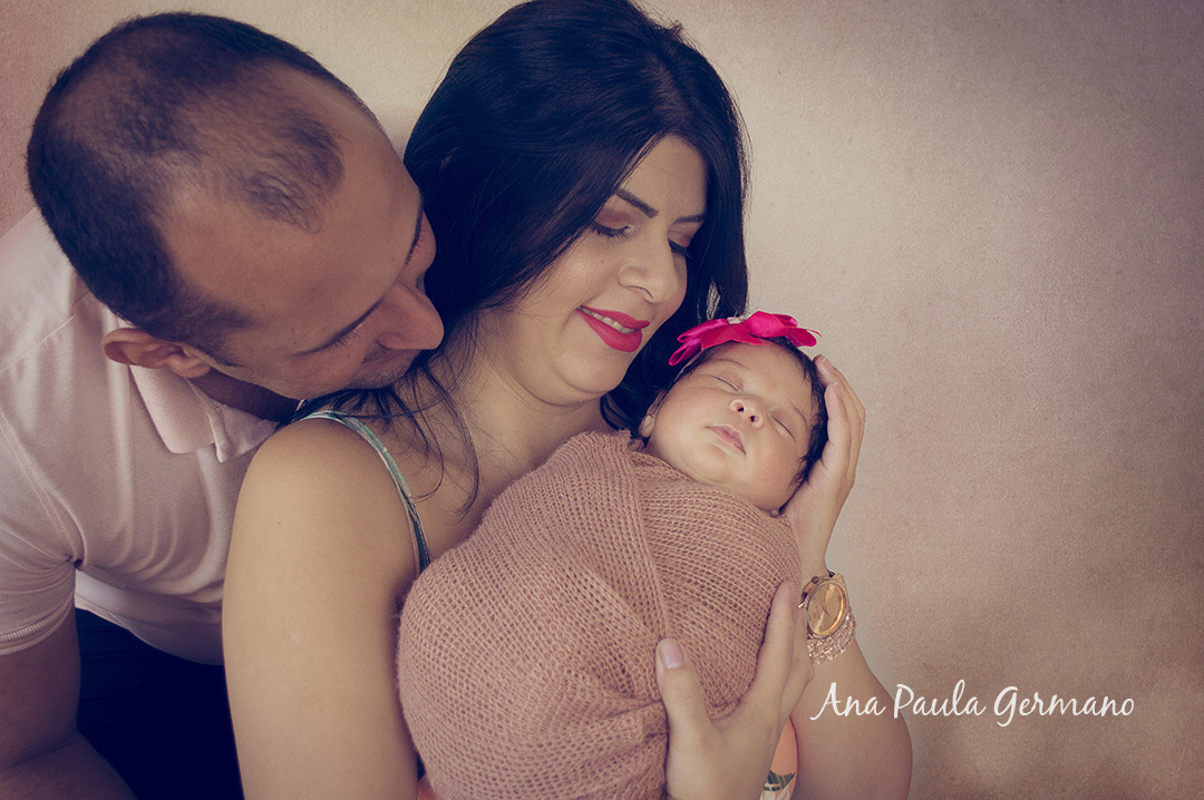 Ensaio Newborn menina - Branca de Neve