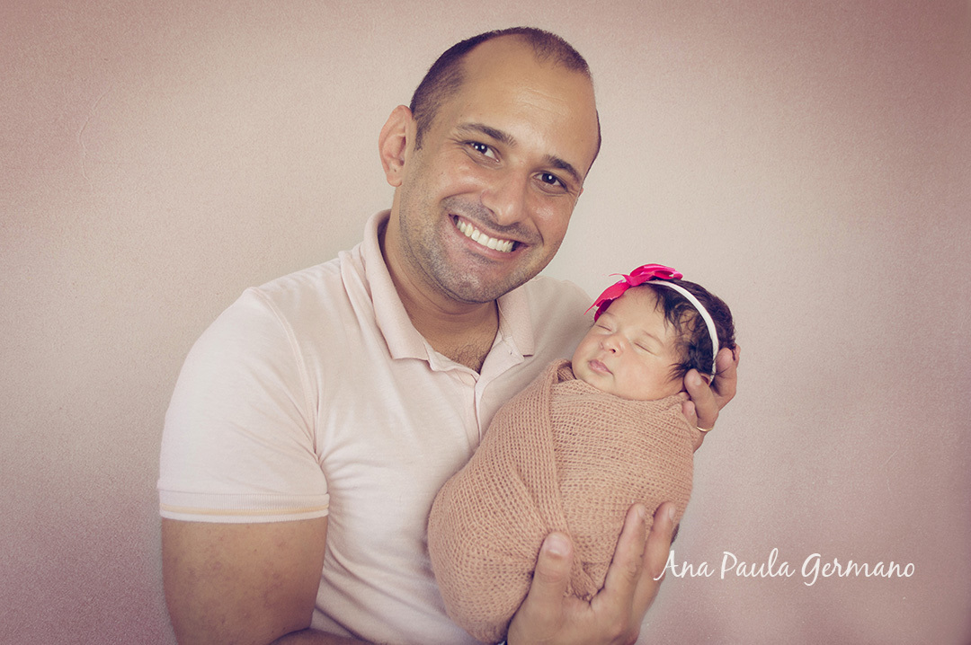 Ensaio Newborn menina - Branca de Neve