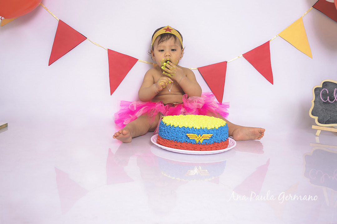 ensaio smash the cake: mulher maravilha 28