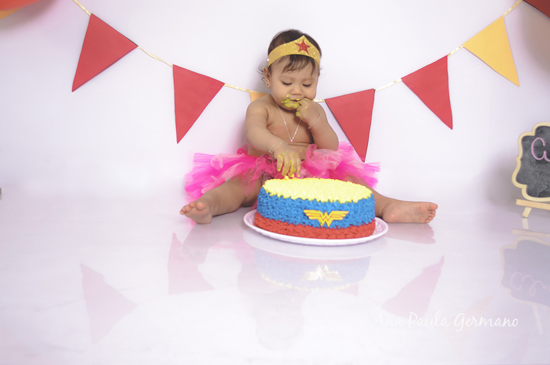 ensaio smash the cake: mulher maravilha 29