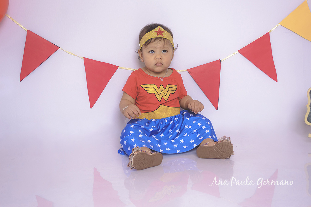 ensaio smash the cake: mulher maravilha 3