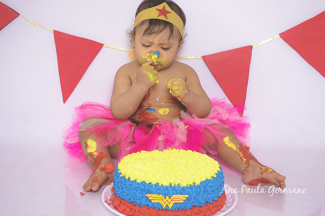 ensaio smash the cake: mulher maravilha 34
