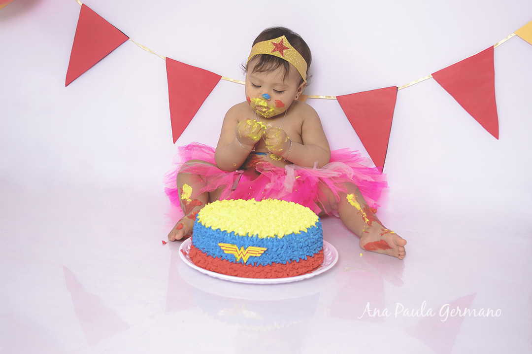 ensaio smash the cake: mulher maravilha 35