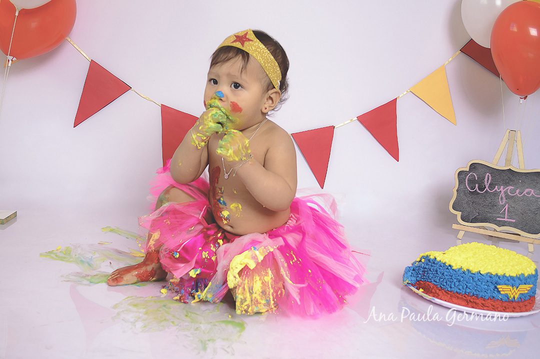 ensaio smash the cake: mulher maravilha 37