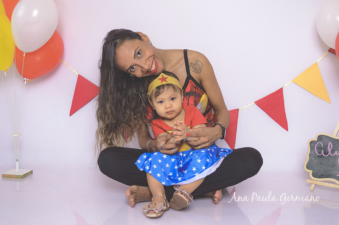 ensaio smash the cake: mulher maravilha 8