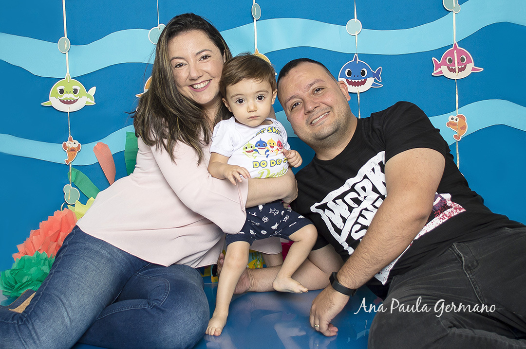 Smash the Cake Baby Shark 11