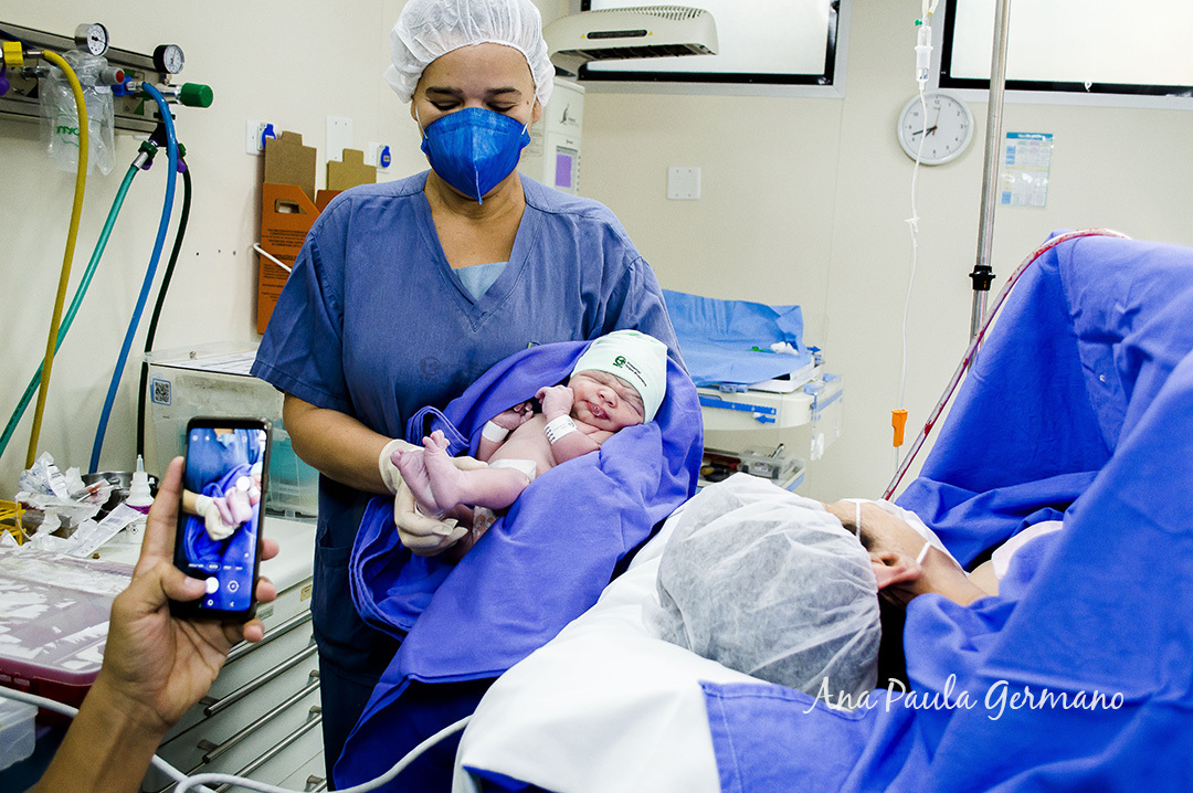 Fotografia de Parto - Hospital Nipo Brasileiro/SP | Nascimento bebê Heitor 28