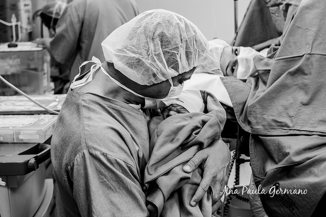 Fotografia de Parto - Hospital Nipo Brasileiro/SP | Nascimento bebê Heitor 31