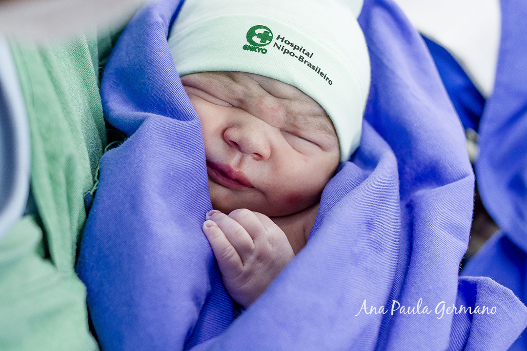 Fotografia de Parto - Hospital Nipo Brasileiro/SP | Nascimento bebê Heitor 34