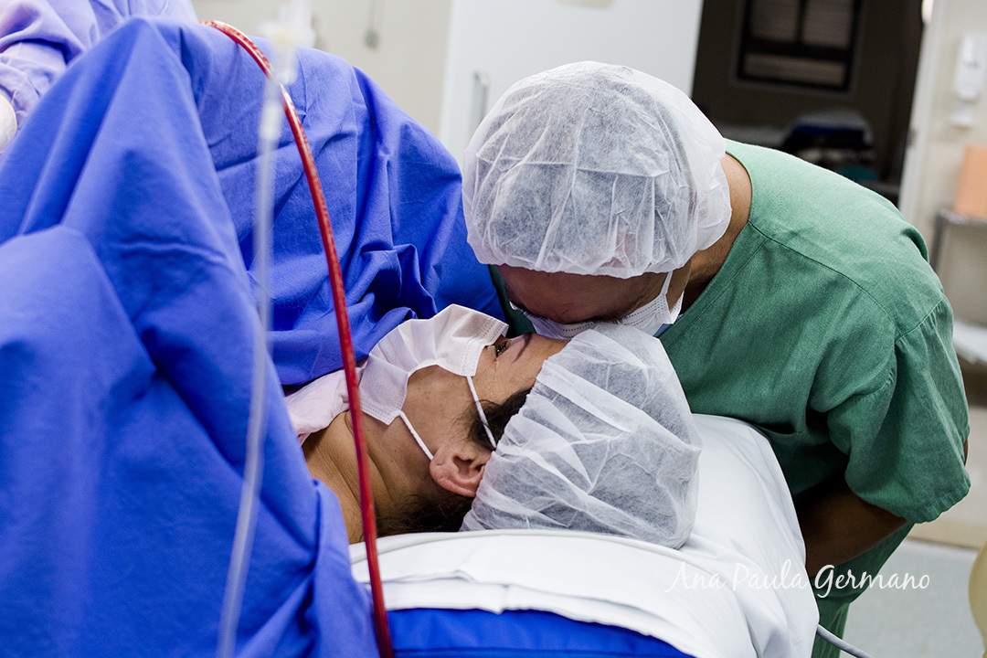Fotografia de Parto - Hospital Nipo Brasileiro/SP | Nascimento bebê Heitor 18