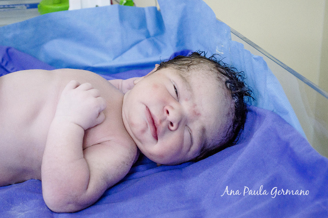 Fotografia de Parto - Hospital Nipo Brasileiro/SP | Nascimento bebê Heitor 24
