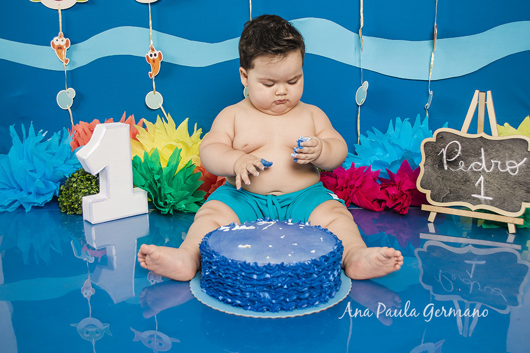 smash the cake Baby shark
