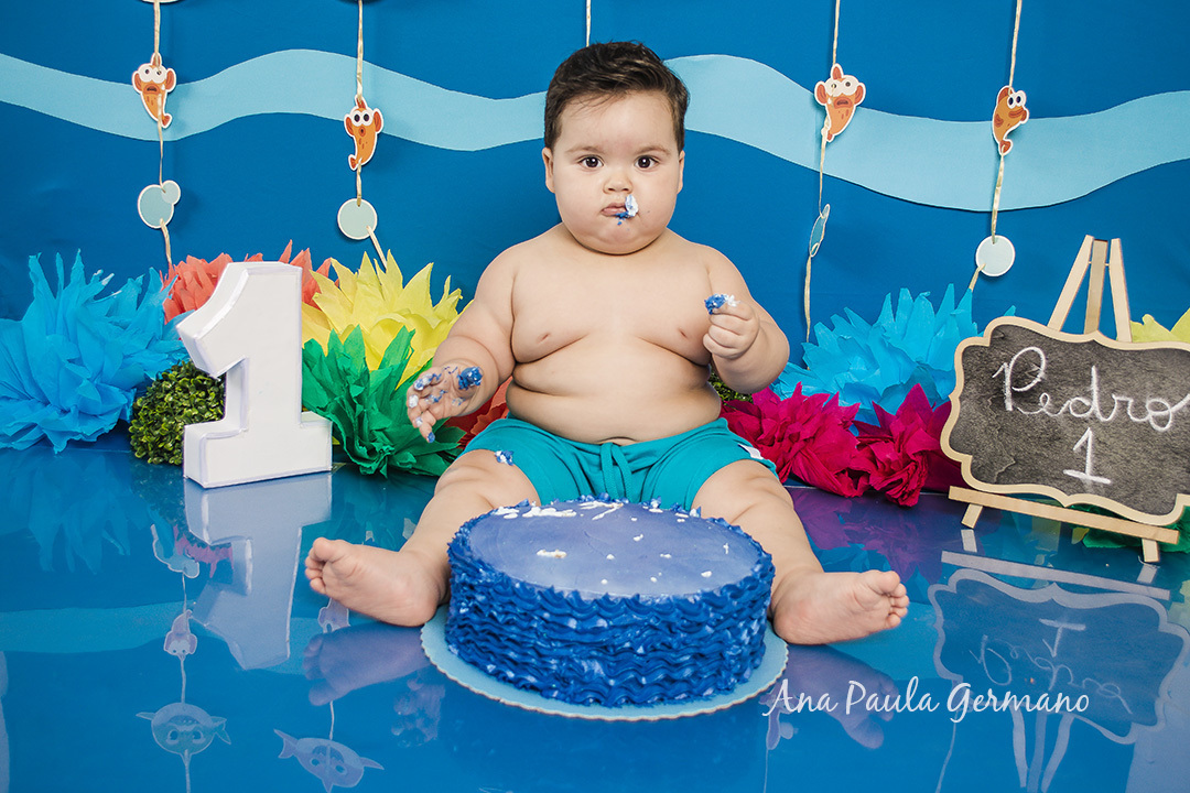 smash the cake Baby shark
