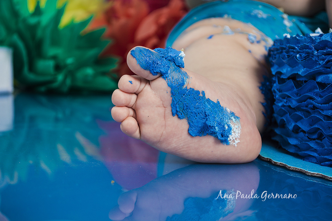 smash the cake Baby shark