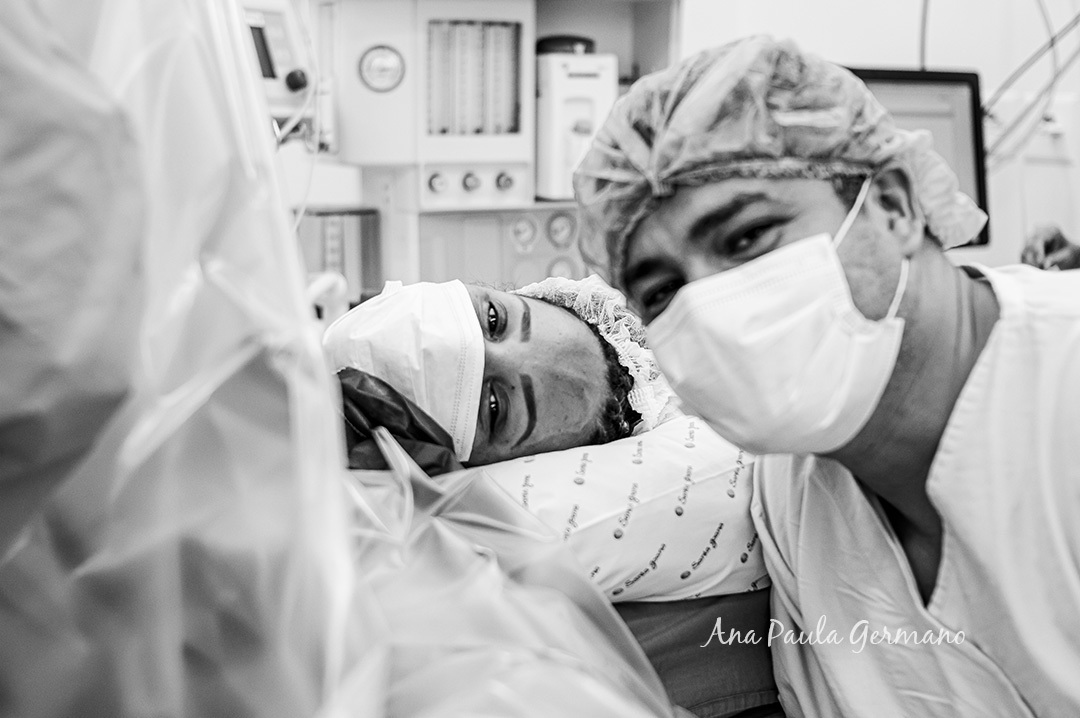 Fotografia de Parto - Maternidade Santa Joana - São Paulo/SP - O Nascimento da Isabella | 21