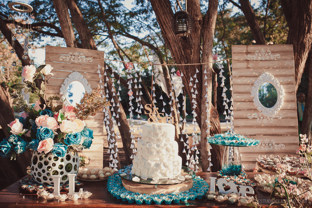 mesa principal bolo de casamento