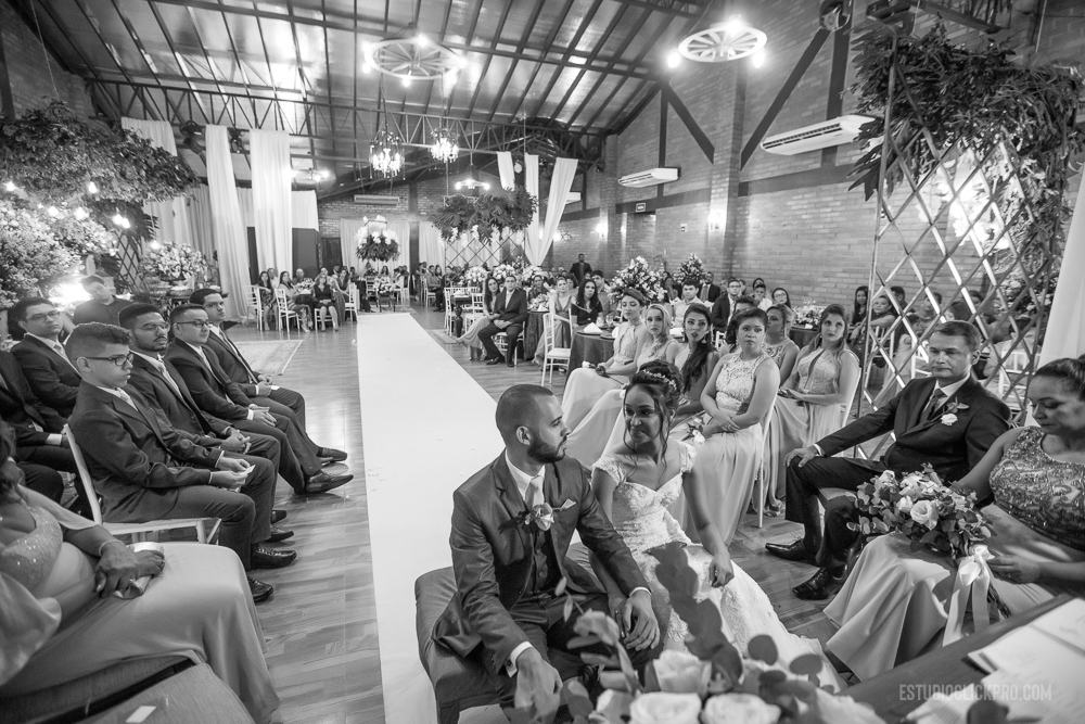 makingo of da noiva irmã da noiva daminha casamento emocionante fotografia de casamento inspiração de casamento miro beauty center salão da noiva makiagem da noiva produção da noiva destination wedding madrinhas  boa vista roraima cerimonia de casamento 