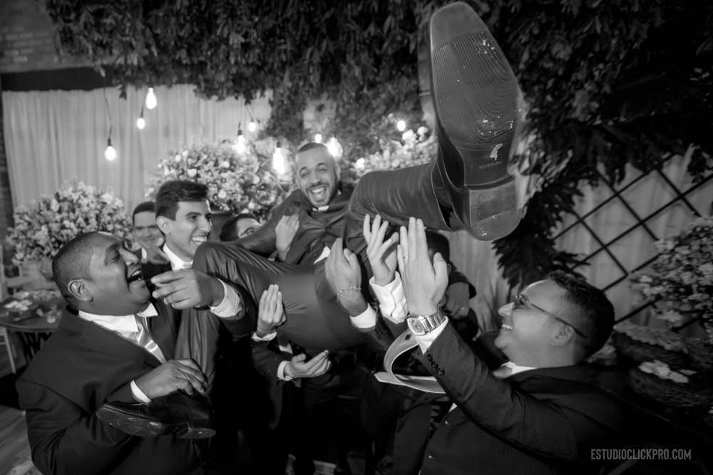  casamento emocionante fotografia de casamento inspiração de casamento miro beauty center salão da noiva makiagem da noiva produção da noiva destination wedding  boa vista roraima padrinhos brincadeira 