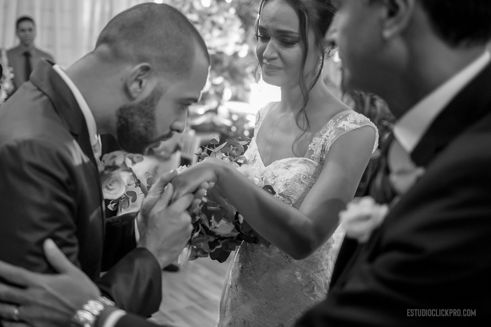 makingo of da noiva irmã da noiva daminha casamento emocionante fotografia de casamento inspiração de casamento miro beauty center salão da noiva makiagem da noiva produção da noiva destination wedding madrinhas  boa vista roraima entrada da noiva 