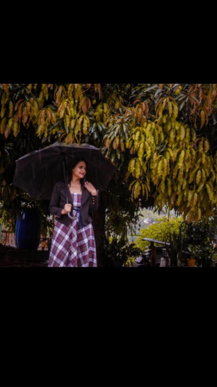 Ensaio feminino em simonésia 