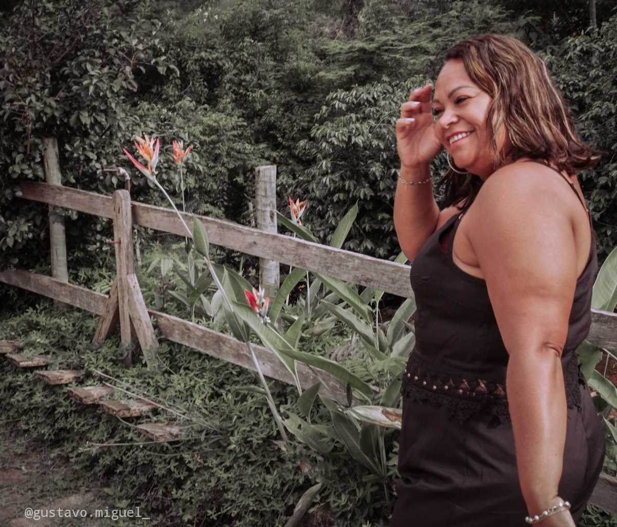 Ensaio fotográfico feminino em simonésia Mg