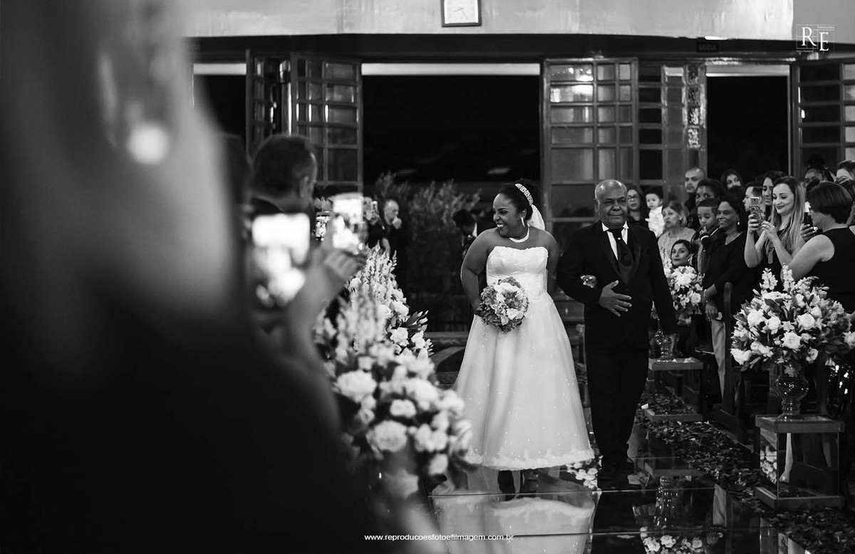 Entrada da Noiva na Igreja