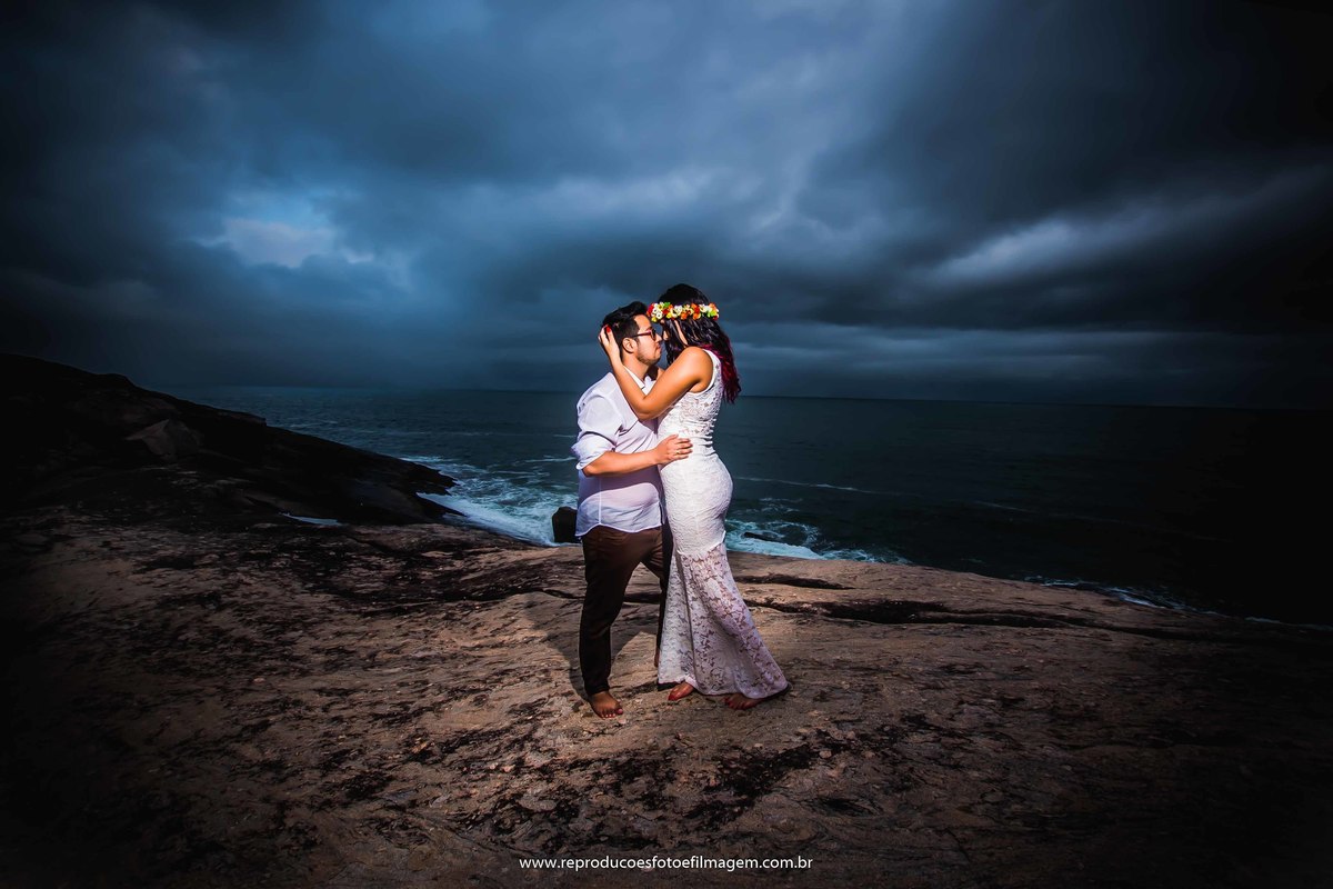 Ensaio pre casamento na praia 