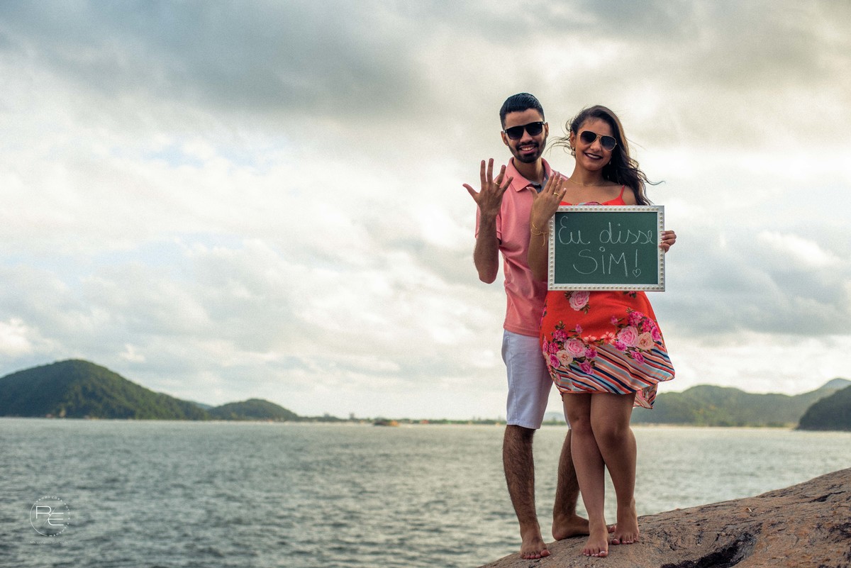 Pre casamento #precasamento Pre wedding #prewedding #ensaionapraia #preweddingnapraia Ensaio na Praia Casal na praia 