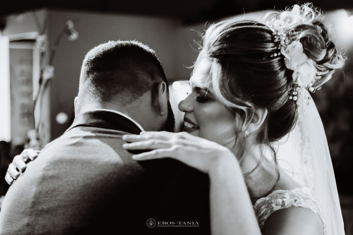 Cerimonialista Alexandra Pradella