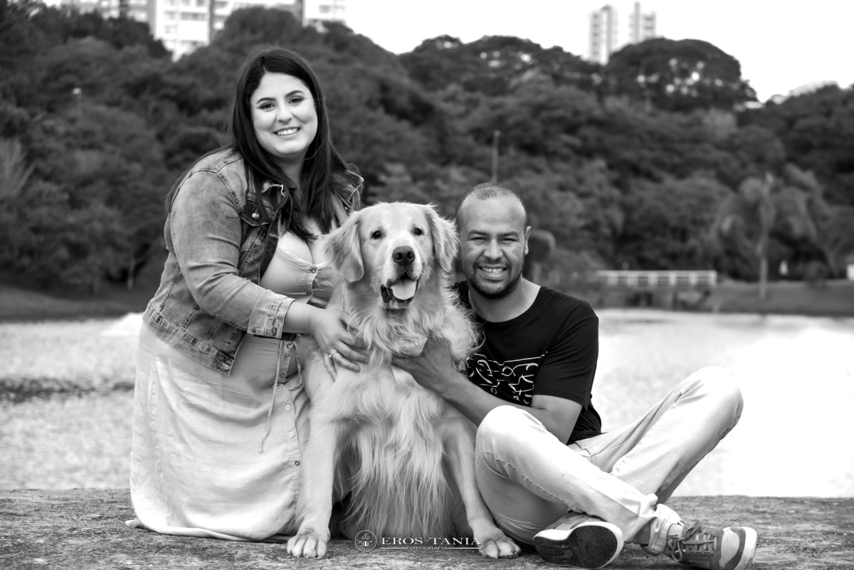 FOTOGRAFIA DE CASAL COM PET