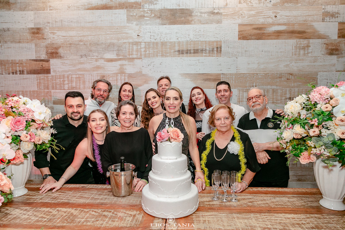 foto de festa  de 50 anos