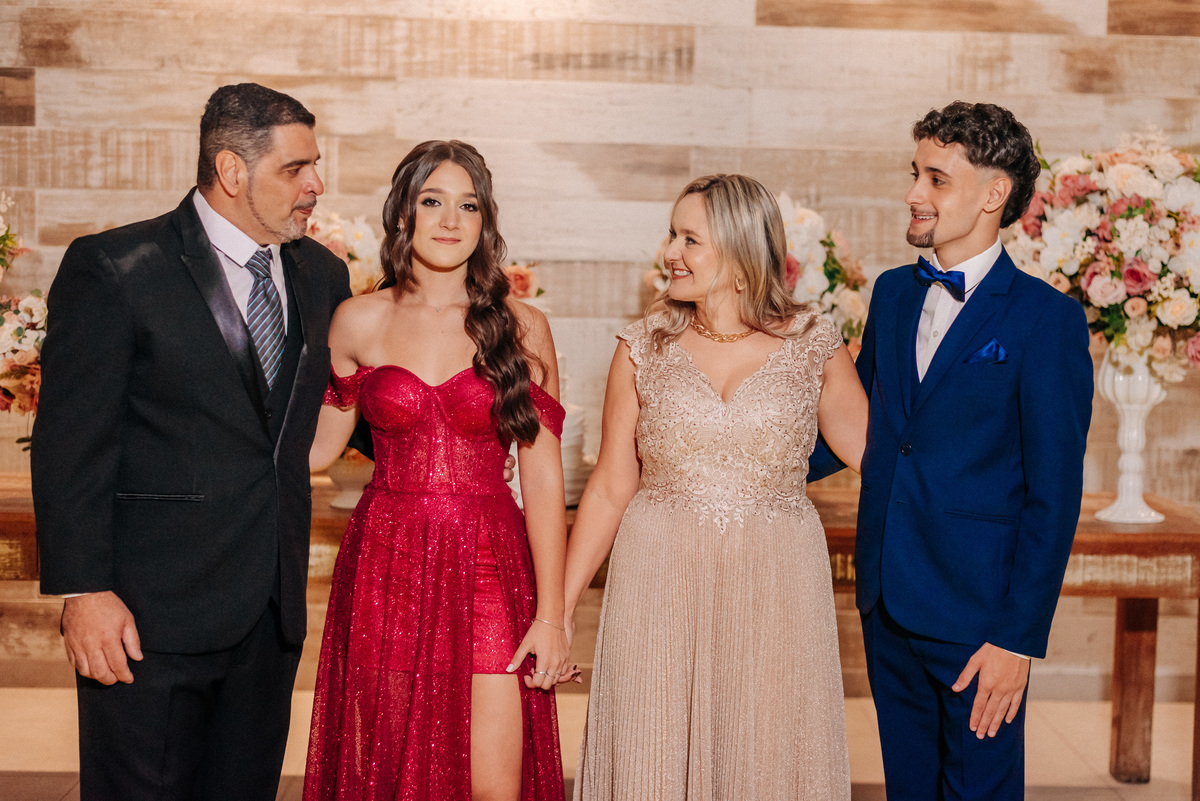 foto debutante familia