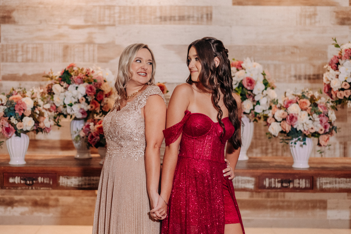 foto debutante e mae